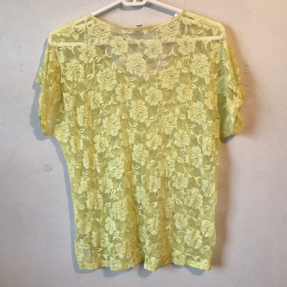 Lace Floral Top - Picture 2 of 2
